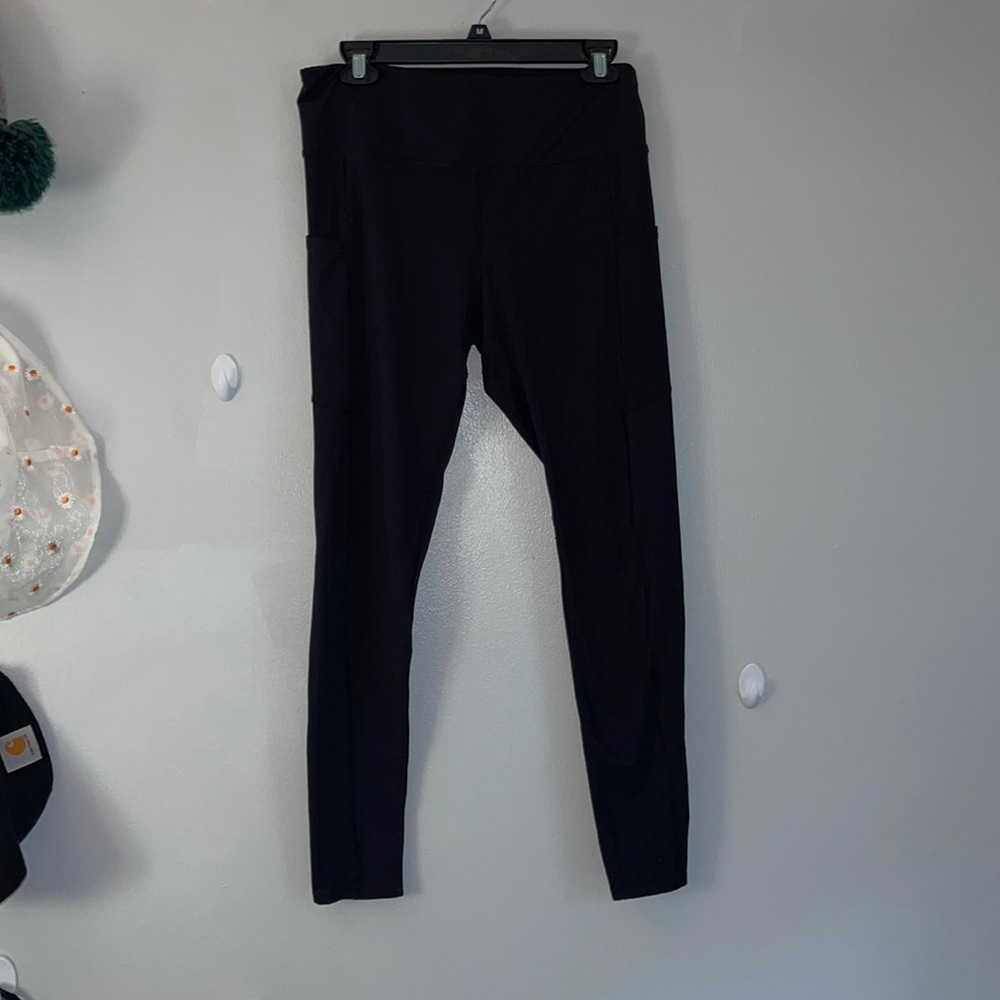 Leggings with pockets